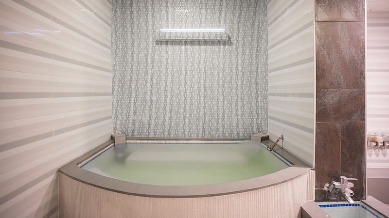 Soaking tub at Hugh Spa in Los Angeles