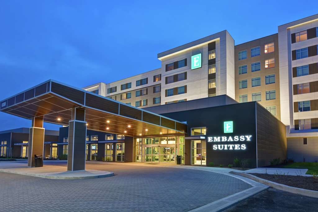 EMBASSY SUITES BY HILTON PLAINFIELD INDIANAPOLIS AIRPORT 186 2 2 4   Exterior 