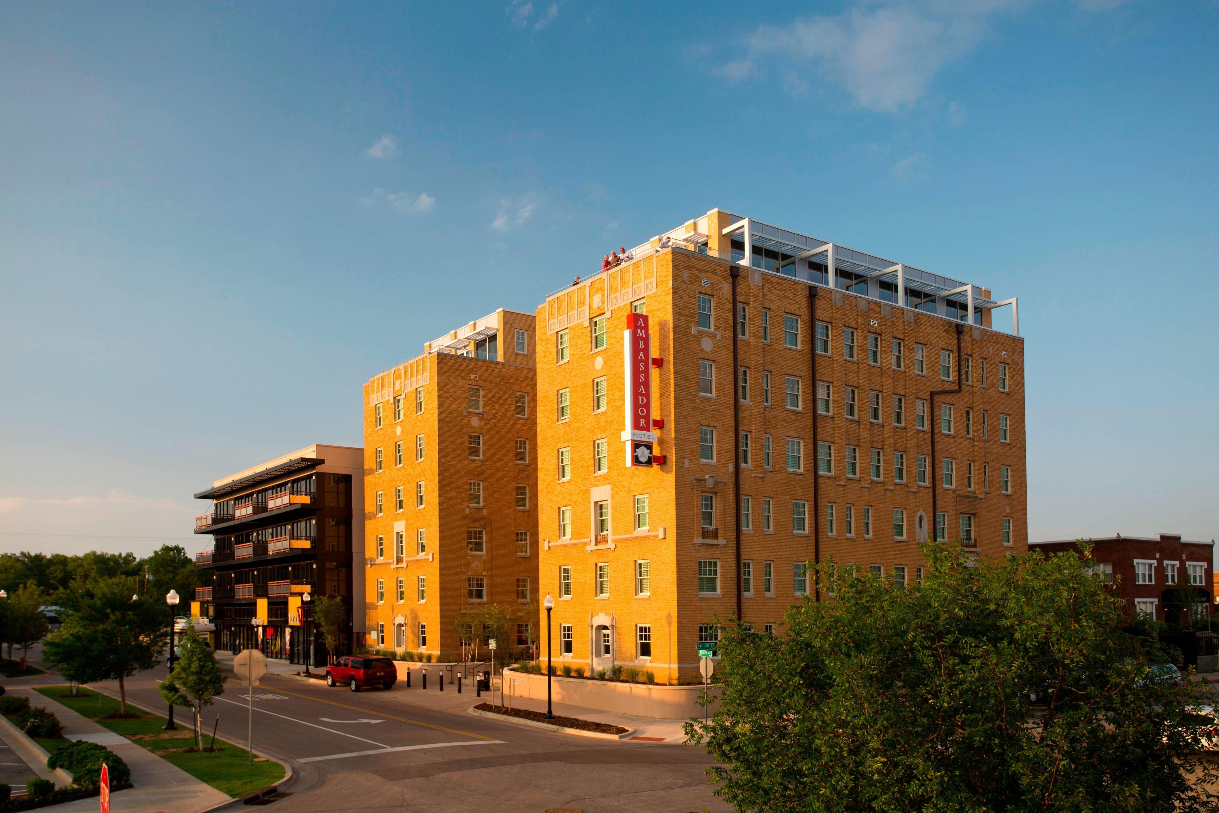 AMBASSADOR HOTEL OKLAHOMA CITY AUTOGRAPH COLLECTION 181 2 4 0   Exterior 