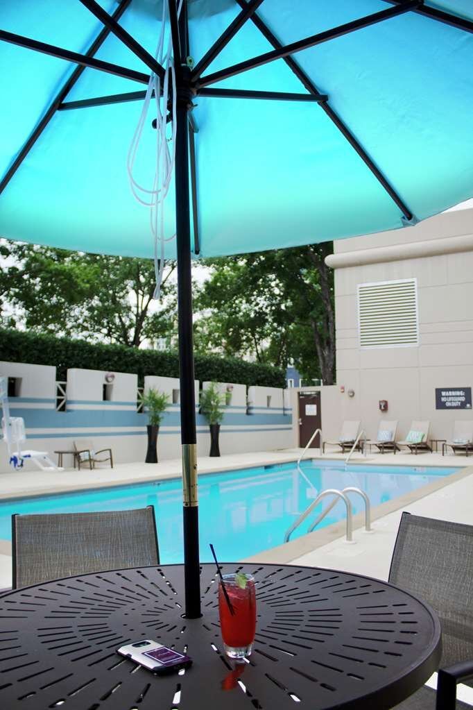 DoubleTree by Hilton Charlotte Uptown Pool Pictures & Reviews - Tripadvisor