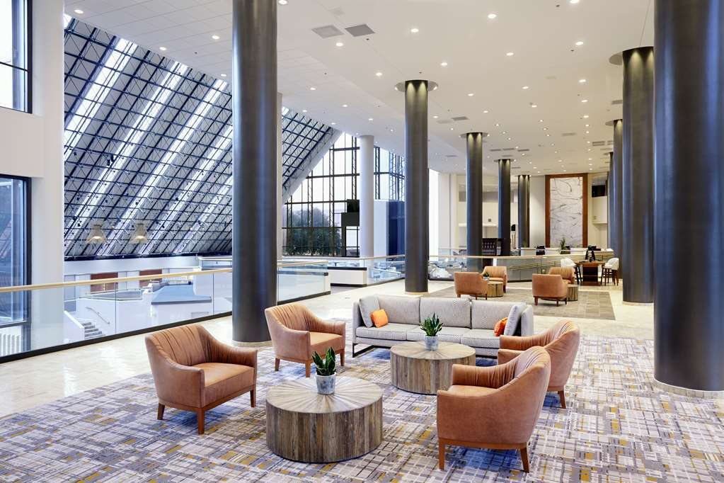 DOUBLETREE BY HILTON HOTEL DALLAS NEAR THE GALLERIA $102 ($̶1̶3̶2̶ ...