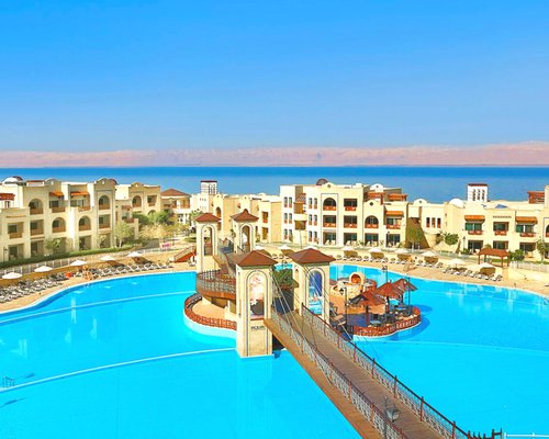 Crowne plaza dead sea 5