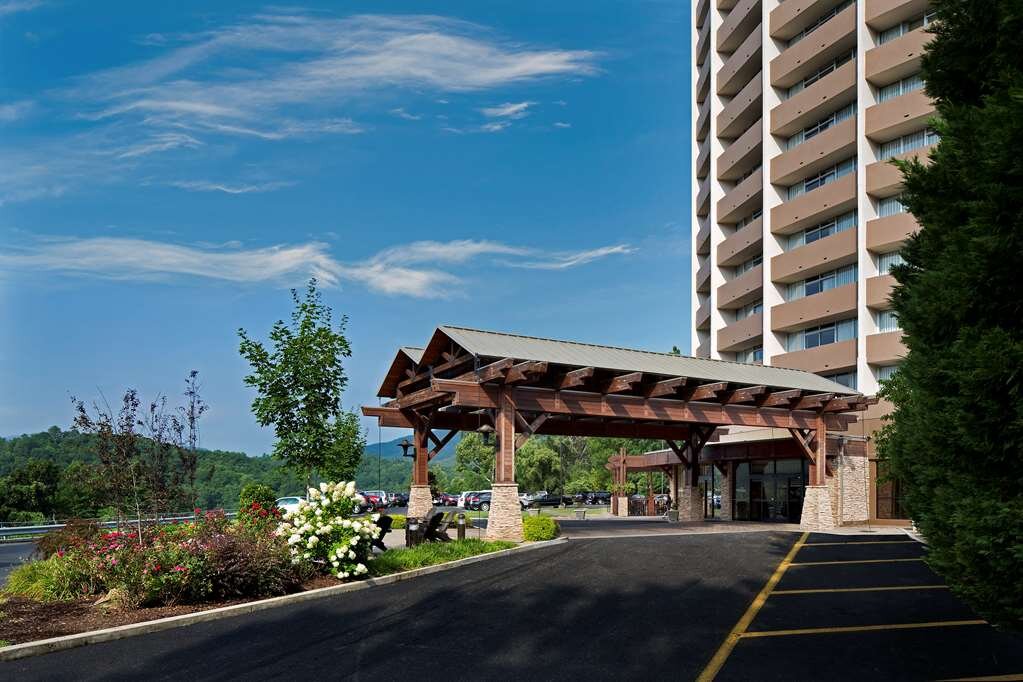 THE PARK VISTA A DOUBLETREE BY HILTON HOTEL GATLINBURG 165   Exterior 