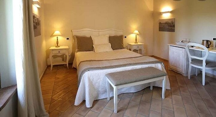 Martini e Pari - La poltrona letto by Martini & Pari è la soluzione  salvaspazio studiata per hotel, alberghi, b&b e agriturismi con problemi di  spazio in camera. Leggi l'articolo sul nostro