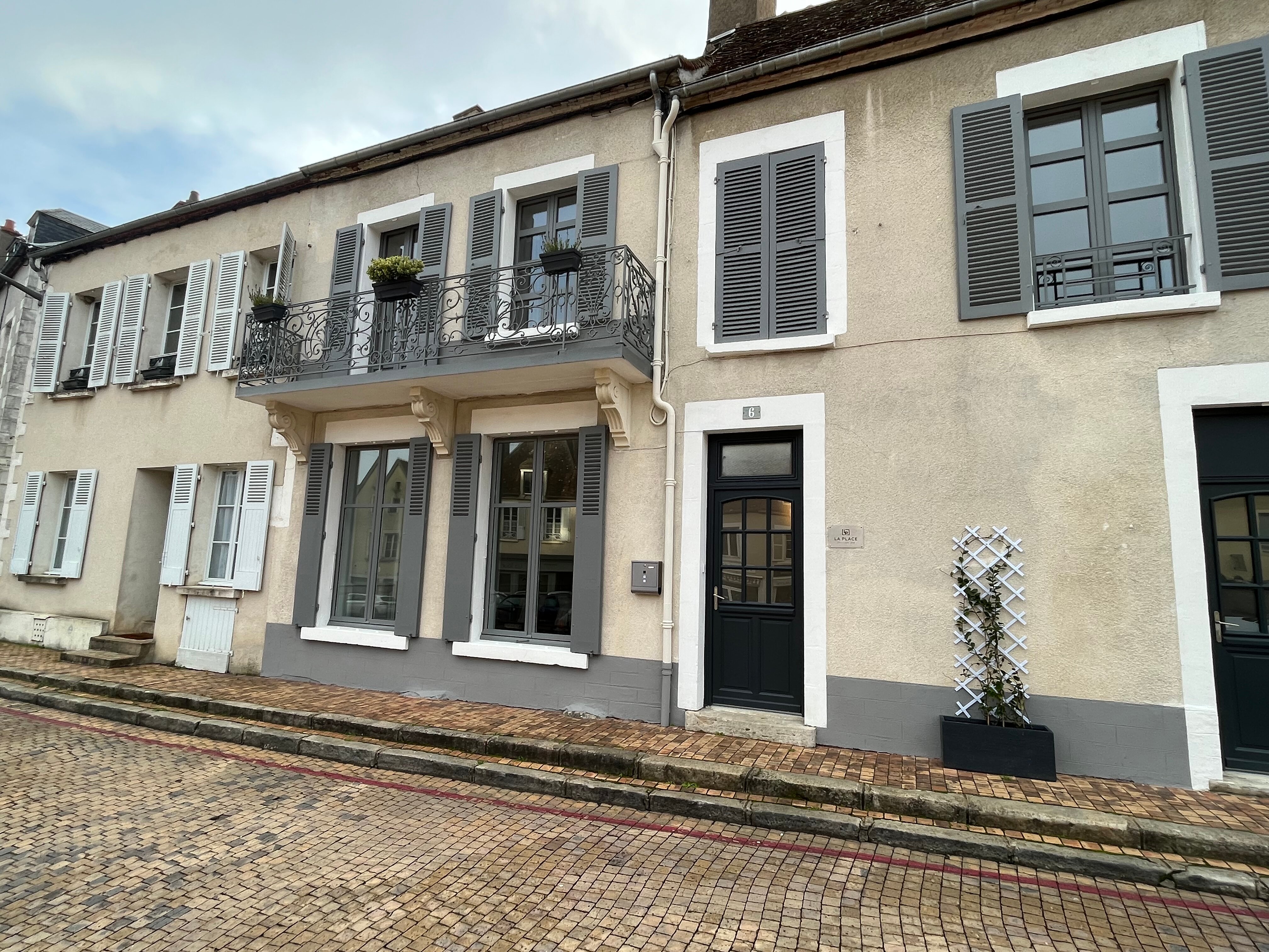 LA PLACE B&B SANCERRE - Updated 2024 Prices & Reviews (France)