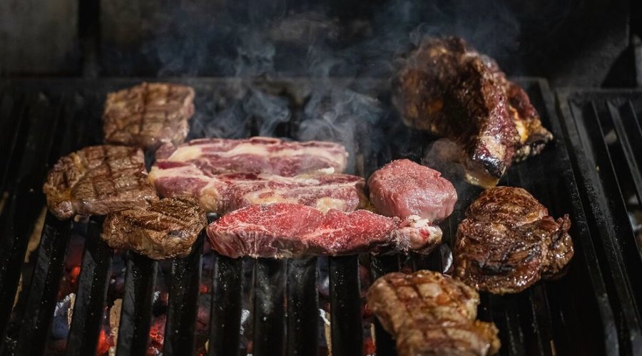 Parrilla argentina para alegrar el sábado…

🇦🇷🥩🐄