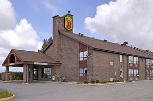 Super 8 by Wyndham Timmins ON in Timmins, image may contain: Hotel, Inn, Factory, City