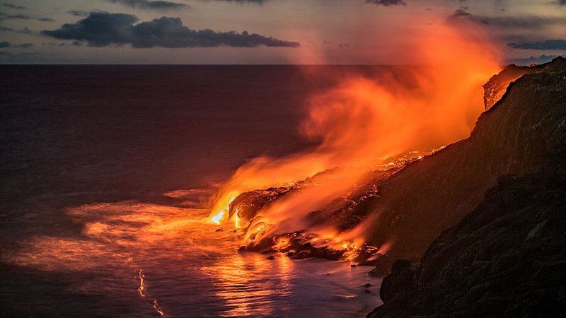 Fluxo de lava no Parque Nacional dos Vulcões do Havai 