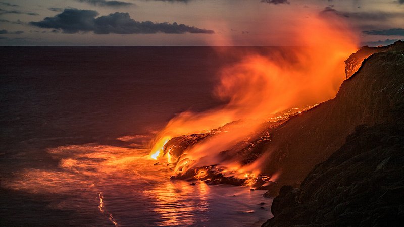 Lava flow at Hawaii Volcanoes National Park