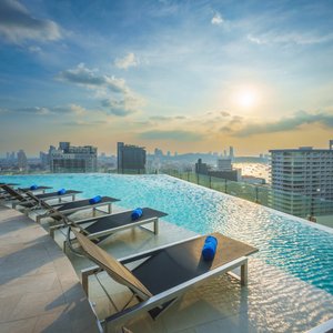 Somerset Pattaya is conveniently located right across from Central Festival Pattaya, one of the biggest malls in town. It is in a buzzing entertainment area surrounded by restaurants and is within walking distance to the beach. The property features 324 units, ranging from studios to three-bedroom units, as well as function rooms that can cater to corporate travellers seeking venues for meetings and events while families can enjoy facilities such as the swimming pool, kids' club, and gymnasium.