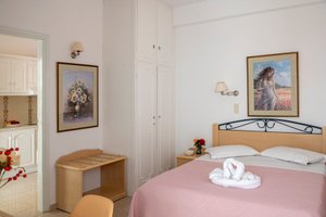 Room & Suite