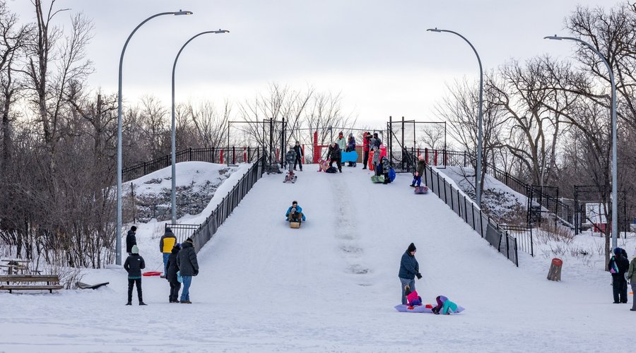 Located near the Riley Family Duck Pond and the Nature Playground, Toboggan Hill is a favourite seasonal attraction for the young and the young at heart! The hill offers exciting thrills and spills for those who love the feel of wind (and snow) on their faces.
