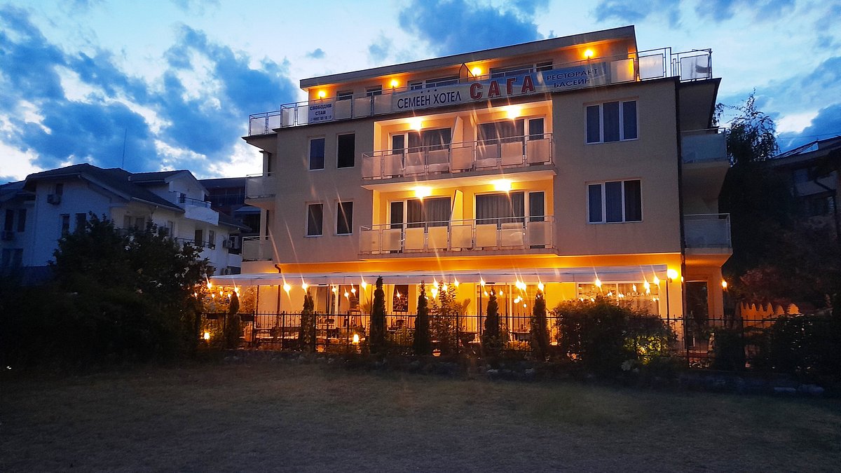 Хороший недорогой вариант для отдыха. - отзыв о Family Hotel Elvira, Равда,  Болгария - Tripadvisor