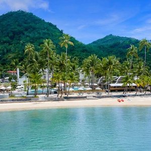 outrigger koh samui beach resort beach