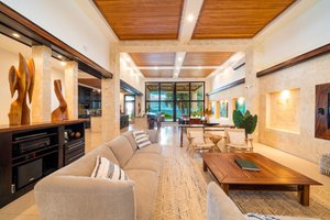 Room & Suite