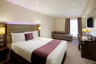 PREMIER INN LEICESTER FOSSE PARK HOTEL - Updated 2024 Reviews, Photos ...