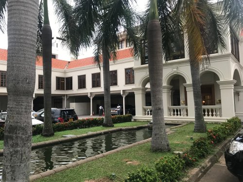 Colombo Travellivin review images