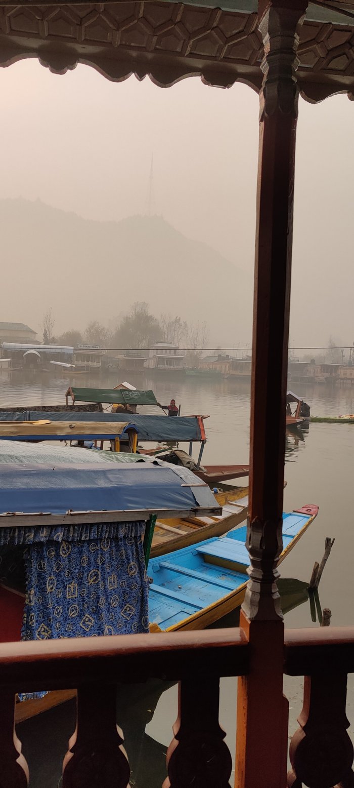 HOUSE BOAT NEW MORNING STAR (Srinagar, Kashmir) - Lodge Reviews ...