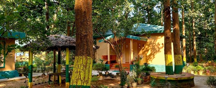 PRAKRITI PORJOTON KENDRA - Guest house Reviews (Jhargram, India)