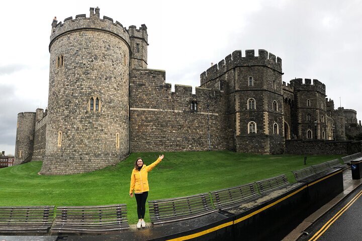 2024 London Full Day Tour From London To Windsor Castle And Hampton   Caption 