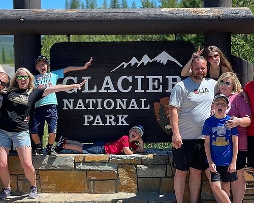 excursions in glacier national park