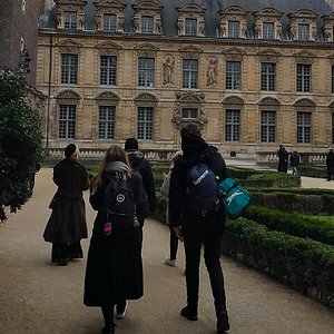 small group walking tour paris