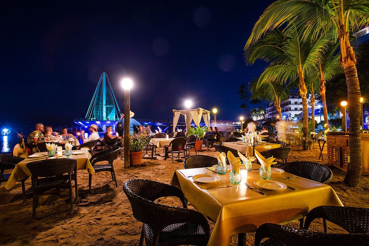 The 25 Essential Restaurants in Puerto Vallarta
