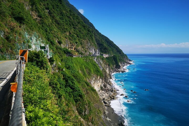 2024 Private Full Day Tour in Taroko Gorge with Pick Up (Hualien City)