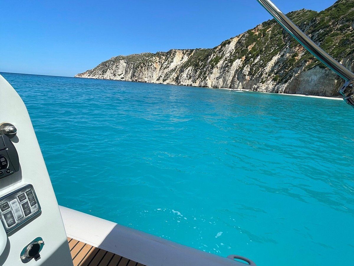 kefalonia boat trip