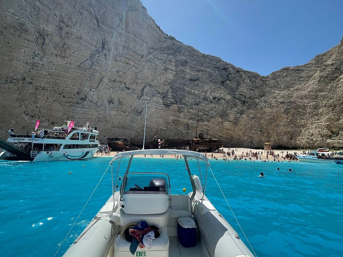 kefalonia boat trip