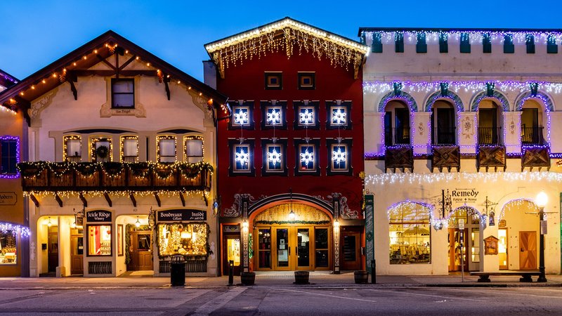 8 best Christmas towns in the United States - Tripadvisor