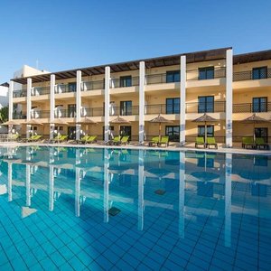 Pool - outdoor