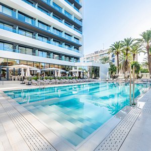 Hotel Port Alicante City & Beach piscina