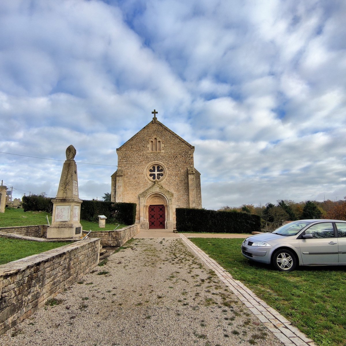 The Church Of Saint Pierre Es Liens Melle Tutto Quello Che Cè Da Sapere