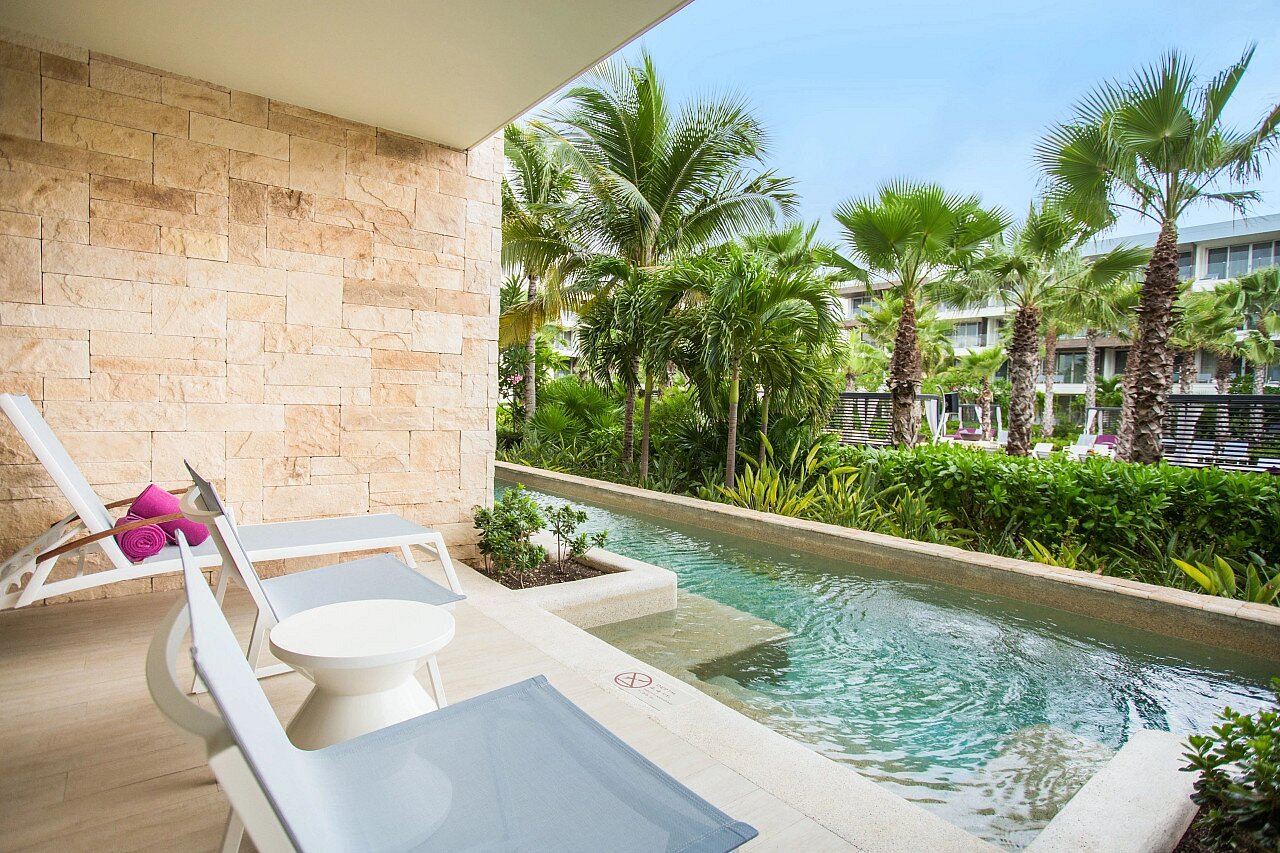 breathless riviera cancun resort & spa mexico