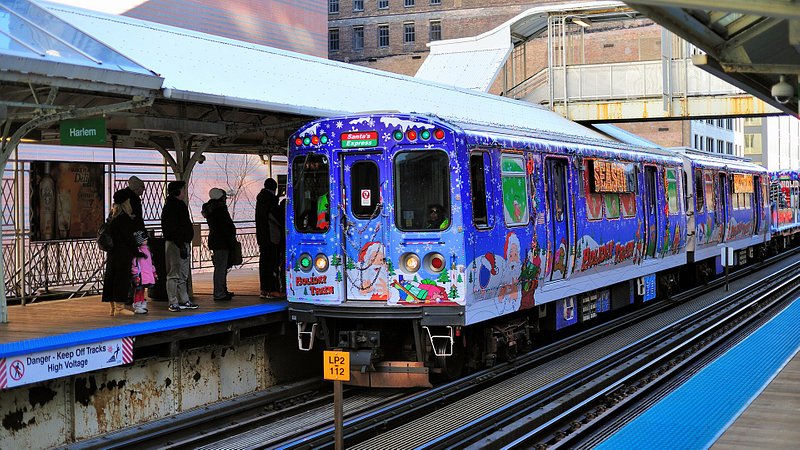 Santa Train in Chicago 