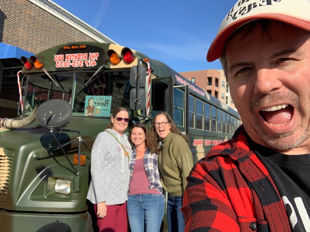 THE REDNECK COMEDY BUS TOUR BRANSON 2022 Qué saber antes de ir Lo