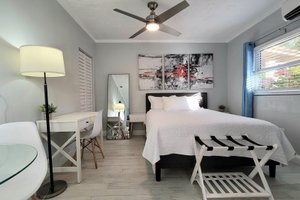 Room & Suite