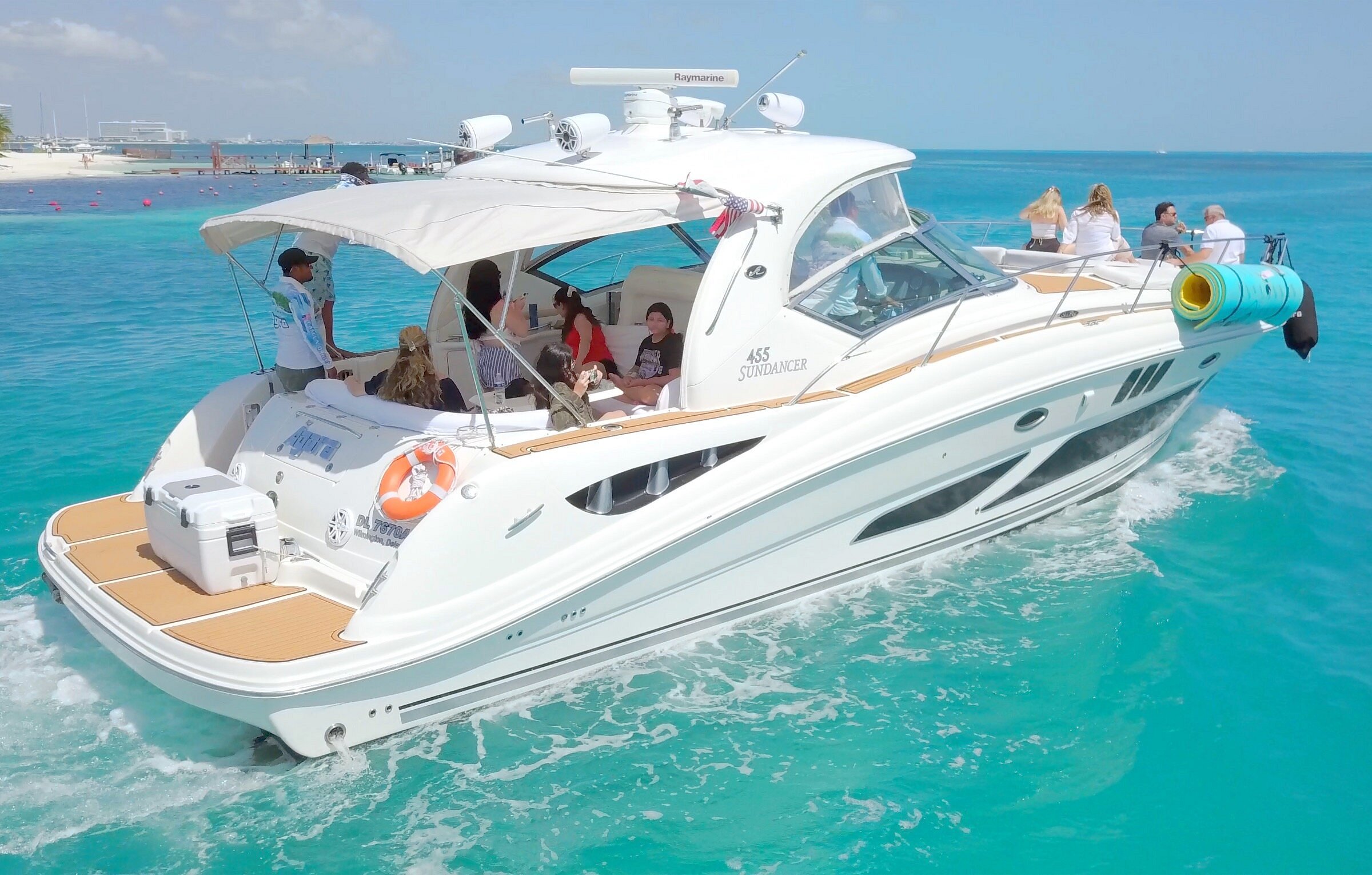 boat charter cancun