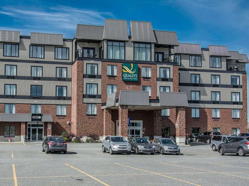 QUALITY INN SUITES Updated 2024 Reviews Photos Prices   Quality Inn Suites Hotel 