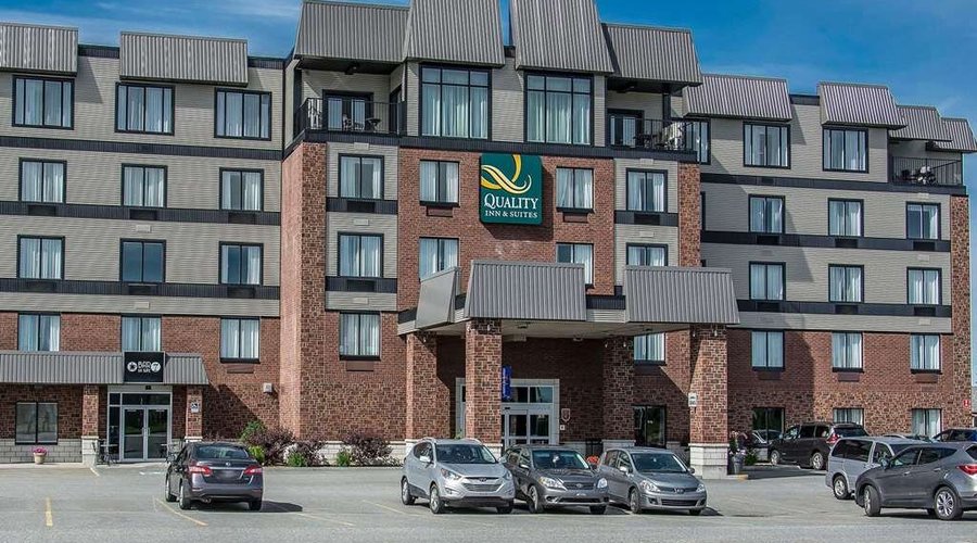 Quality Inn & Suites hotel in Victoriaville, Quebec