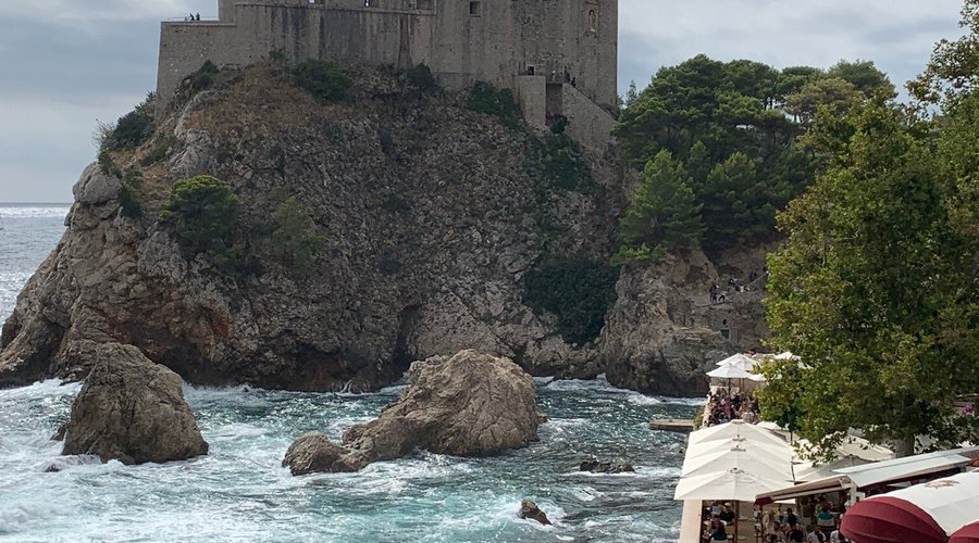 DUBROVNIK - The imposing fortress of São Lourenço.