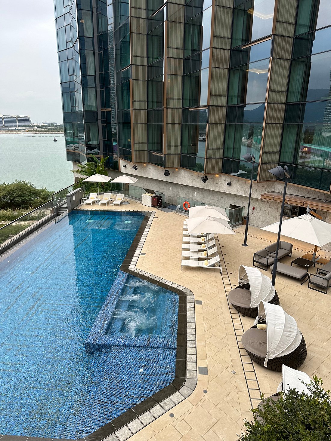 Sheraton Hong Kong Tung Chung Hotel Pool Pictures & Reviews - Tripadvisor