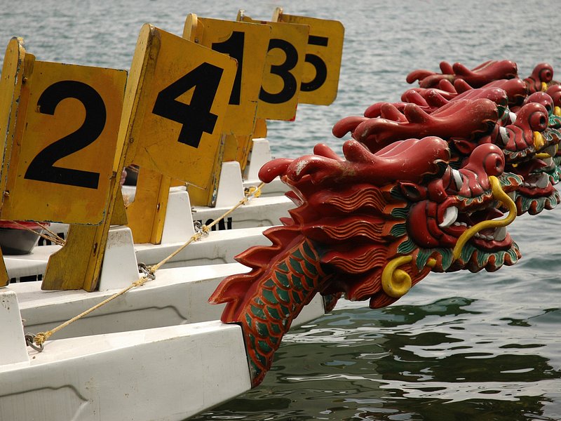 Dragon boats lined up in Bedok Reservoir