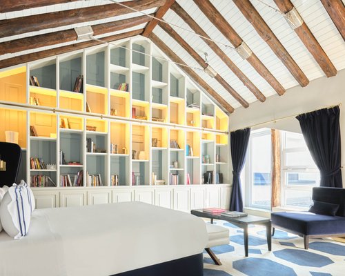 Only YOU Boutique Hotel