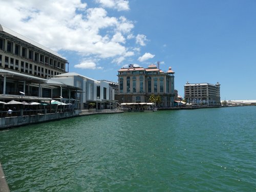 Port Louis District review images