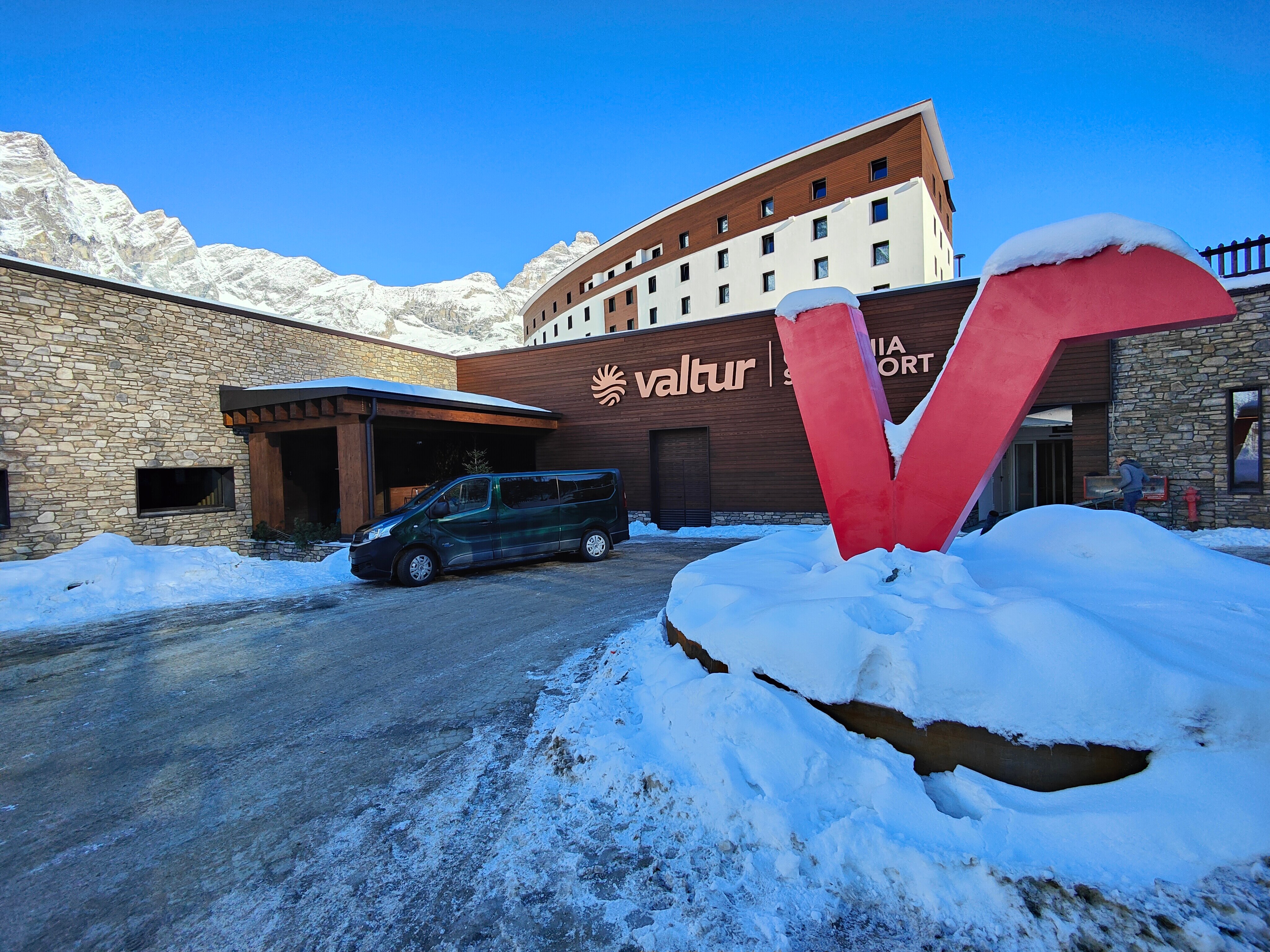 VALTUR CERVINIA CRISTALLO SKI RESORT UPDATED 2024 Hotel Reviews