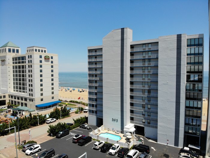 Edgewater Condominiums Virginia Beach