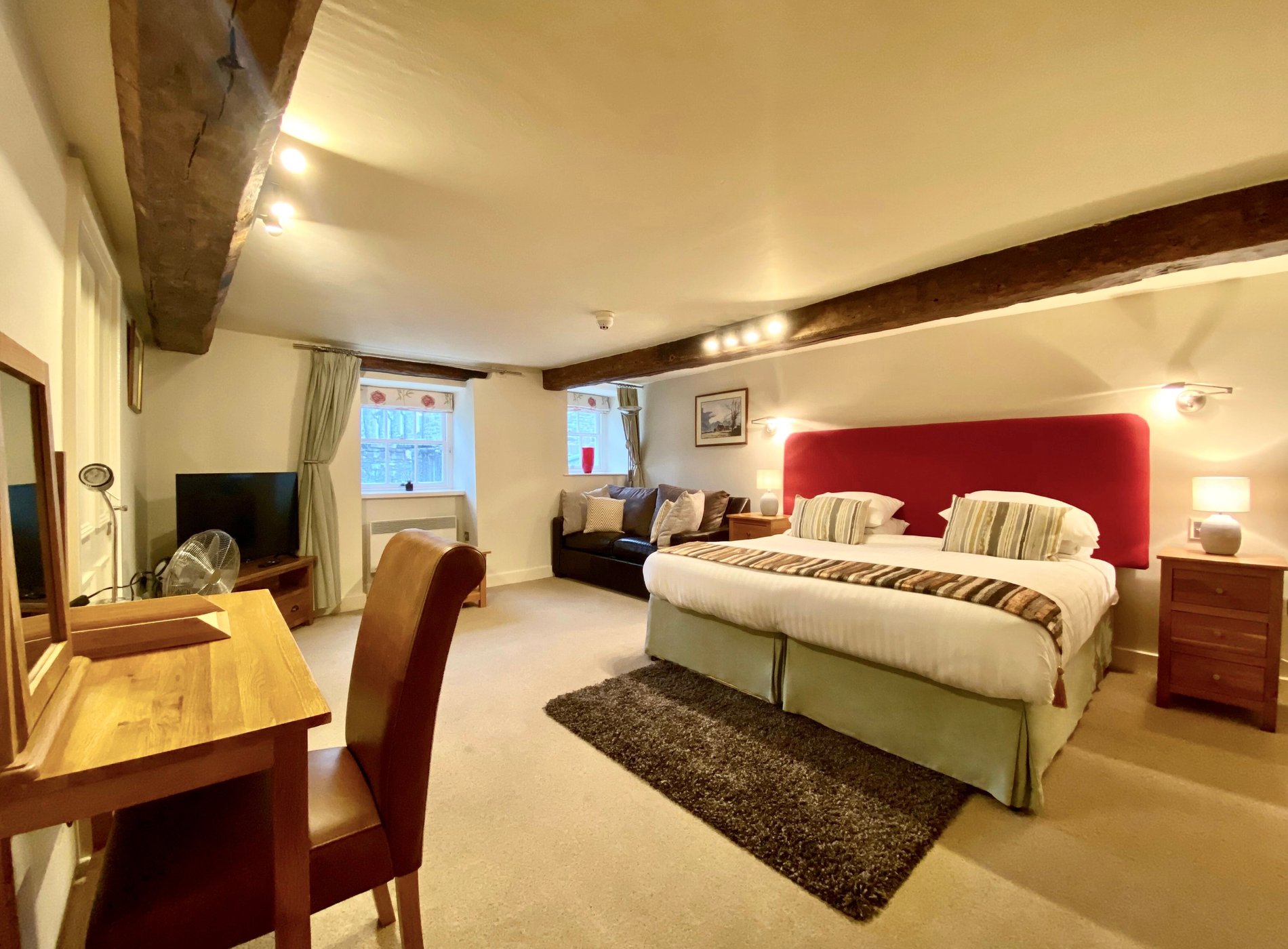 Castle Cottage Inn by null