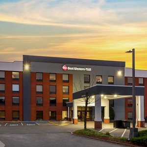 BEST WESTERN PLUS EXECUTIVE HOTEL